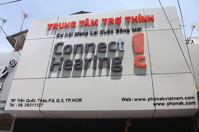 Bảng hiệu chữ nổi